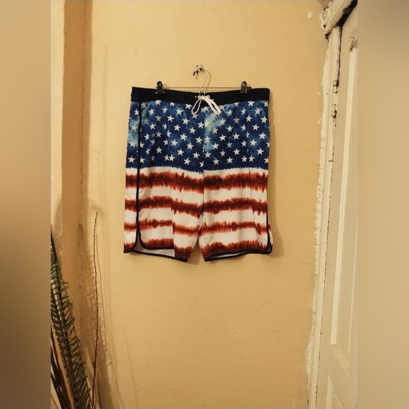 OPFLEX 4 Way Stretch Patriotic Star-Striped Men's Swim Shorts Size 38 - Picture 1 of 7